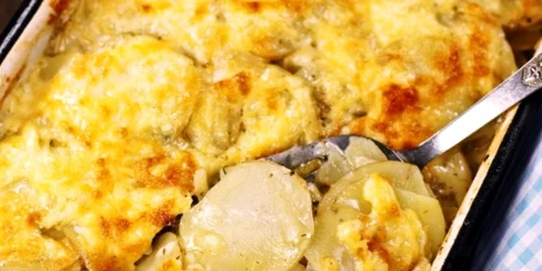 Cartofi cu ceapa gratinati