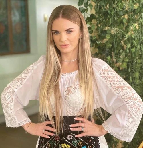Marcela Fota3 jpg