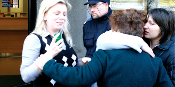 Angajatele băncii sunt şocate şi acum de întâmplarea prin care au trecut