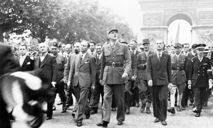 Calendar 25 august: 1944   Parisul a fost eliberat de Aliați, după patru ani de ocupație nazistă jpeg