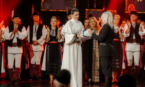 Iuliana Tudor poză PR jpeg