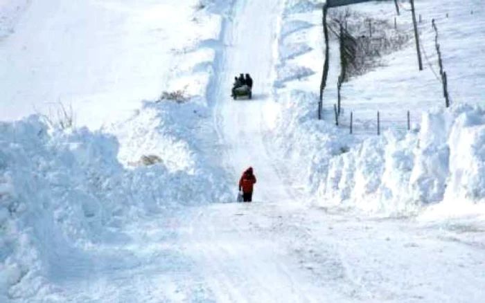GALAŢI. În  comuna Băleni, plugul a făcut loc căruţelor  Foto:ISU Galaţi