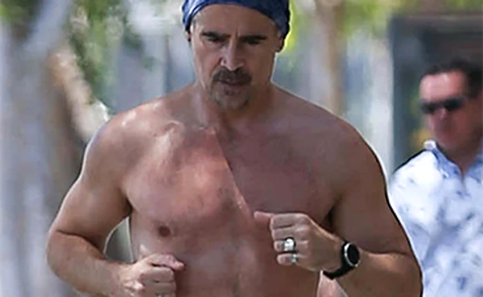 
    Colin Farrell, 45 de ani, are un corp perfectFotografii. Profimedia/Instagram  
