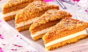 prajitura miere nuci 580x400 jpeg