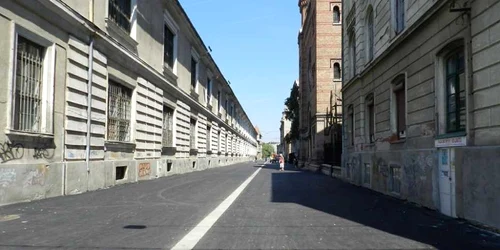 Strada Mărăşeşti a devenit zonă pietoală