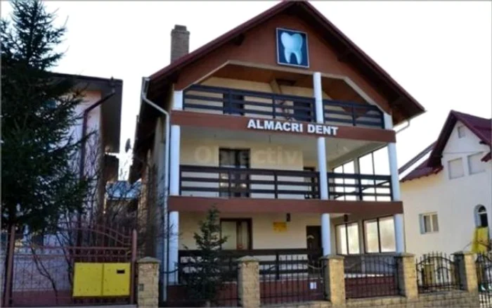 Aceasta este clinica stomatologică unde activa medicul fals Foto:obiectivdesuceava.ro