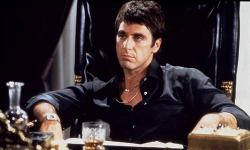 Al Pacino, în pelicula Scarface  jpeg