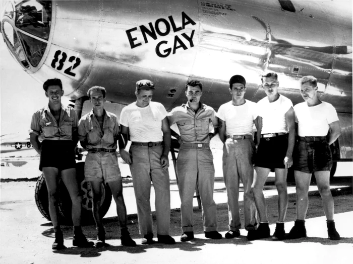 Echipajul de pe Enola Gay 