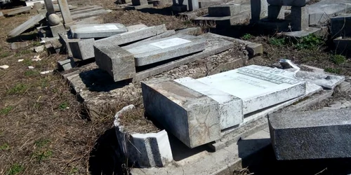 cimitir evreiesc husi