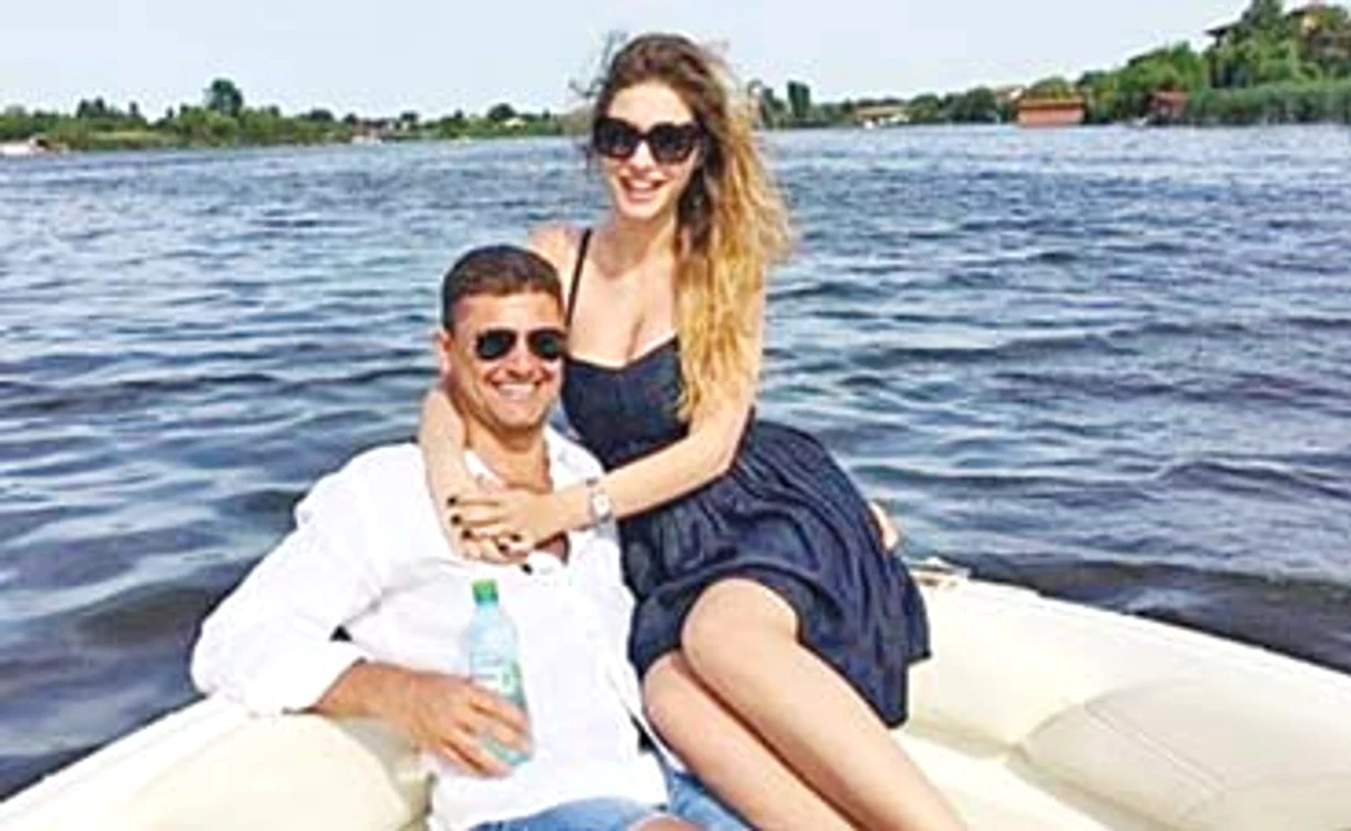 
    Laura Dincă şi Cristi Boureanu se iubesc de doi ani  