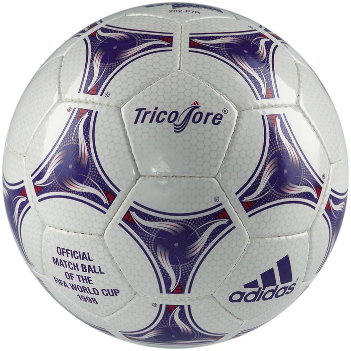 Balonul de la ediția 1998 a fost primul în trei culori (Foto: FFF)