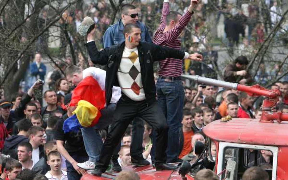 Tratamentele inumane la care au fost supuşi în aprilie 2009 anti-comuniştii moldoveni au făcut înconjurul lumii