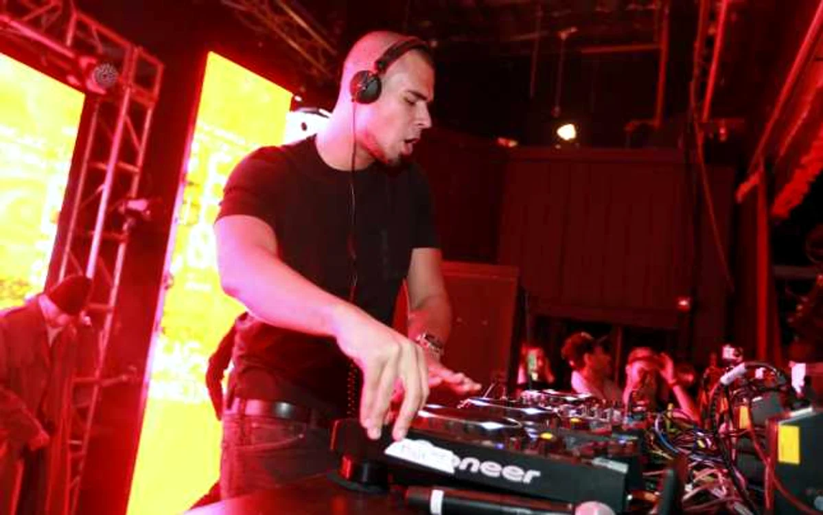Reprezentanţii
Untold arată că Afrojack, pe numele său Nick van de Wall, are 29
de ani şi vine pentru prima dată în România FOTO AP