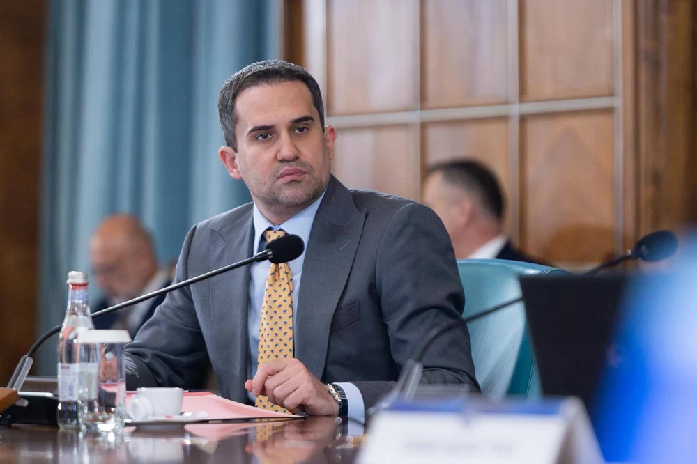 Ministrul Transporturilor a anunțat câți km de autostrăzi și drumuri expres vor fi dați în folosință în acest an