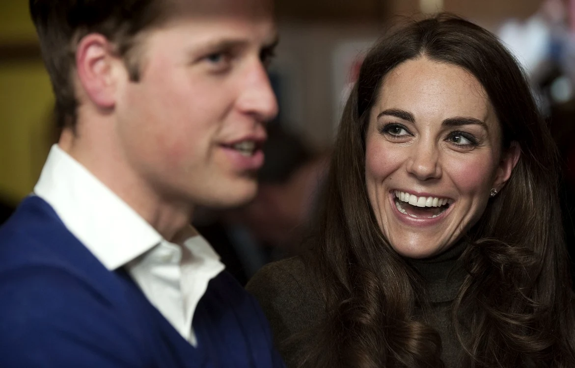 Prinţul William s-a reîntors la Londra, aşteptând naşterea soţiei sale Kate Middleton. FOTO: Reuters
