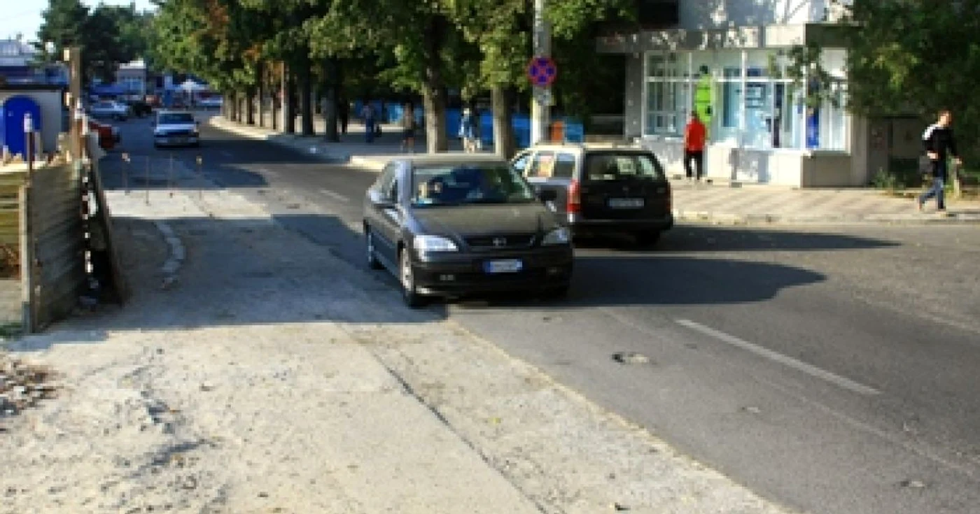 Galati: Patronii au distrus strada Saturn