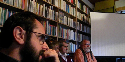 Scriitorii bistriţeni îşi vor premia apariţiile din 2009