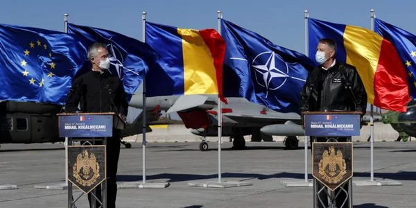 Jens Stoltenberg şi Klaus Iohannis