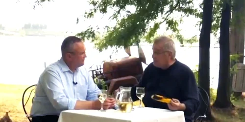 ciucă la dinescu lansare carte2 foto captură prima