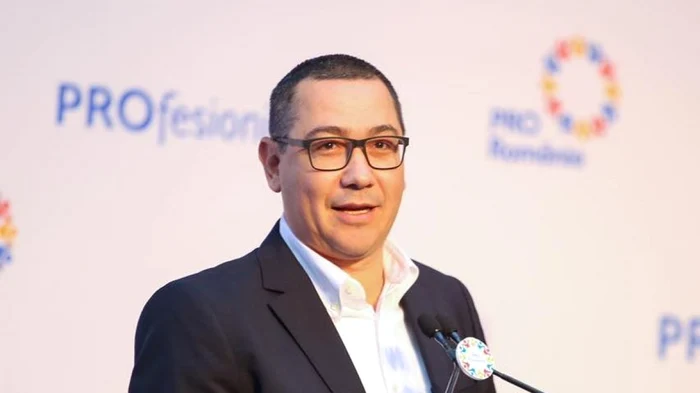Ponta vrea să candideze pentru funcția de președinte. FOTO: Facebook Victor Ponta