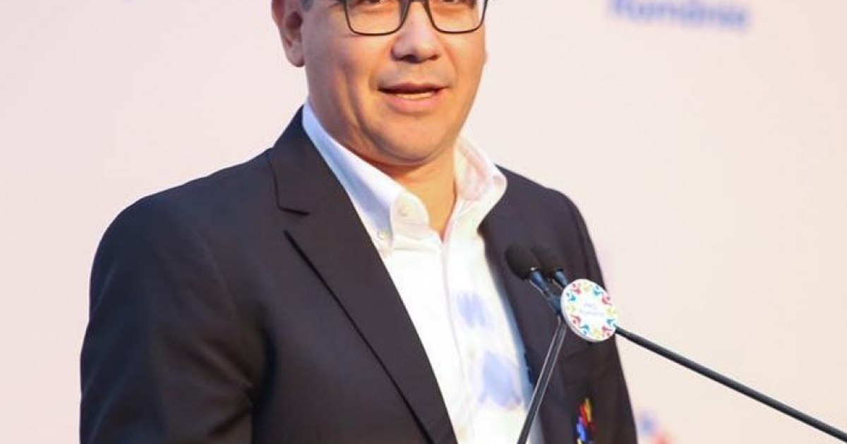 Victor Ponta contestă candidatura lui Crin Antonescu și se propune pentru prezidențiale