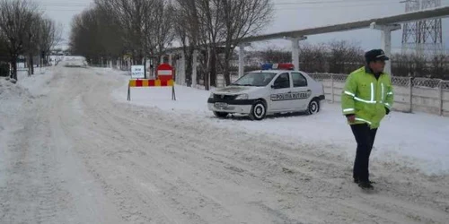 În tot judeţul ninge în continuare/foto: Arhiva