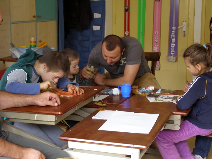 Elevii cu ADHD au nevoie uneori de mai multa atentie din partea profesorilor FOTO: Ionel Albon