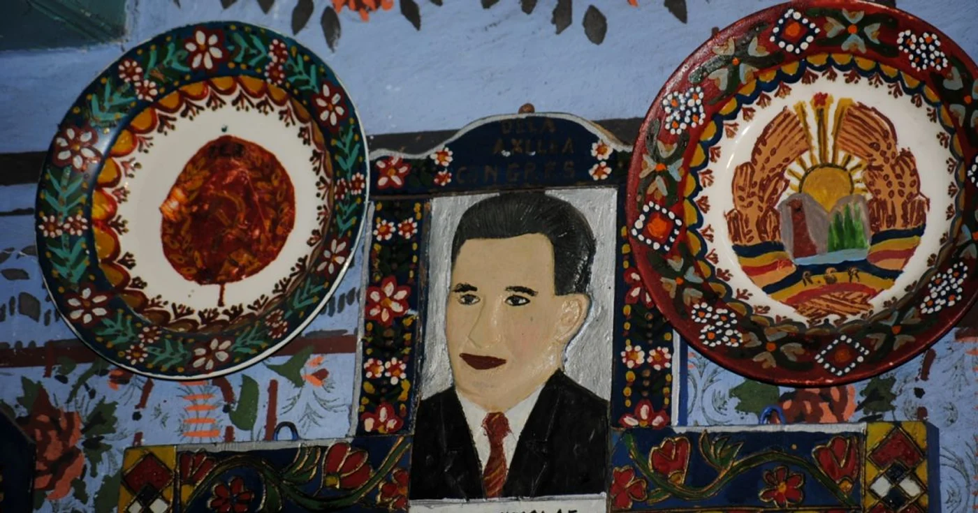 Fostul dictator Nicolae Ceauşescu, ”legat” de Cimitirul Vesel de la Săpânţa