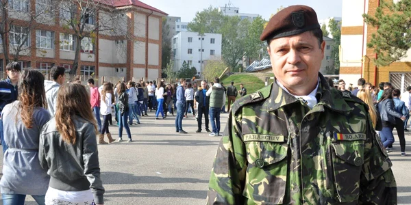 militar