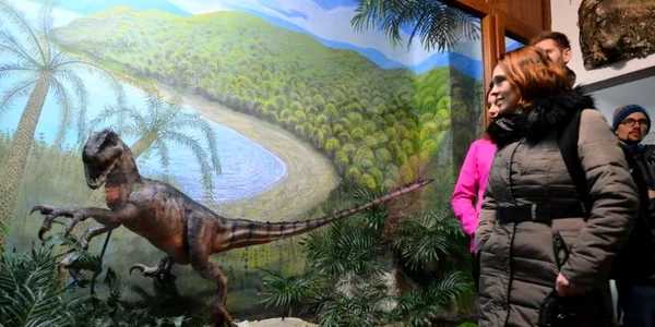 dinozauri tara hategului foto geoparcul tarii hategului