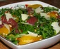 Salata de ruccola cu piersici, prosciutto si Grana Padano jpeg