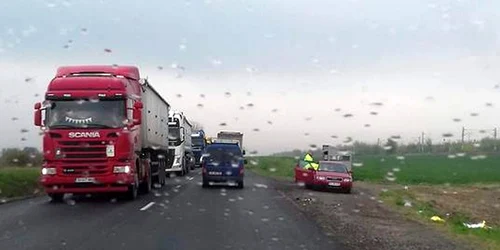 Imagine de la accidentul mortal de pe DN25 FOTO Grupul Şoferilor don Galaţi/Facebook
