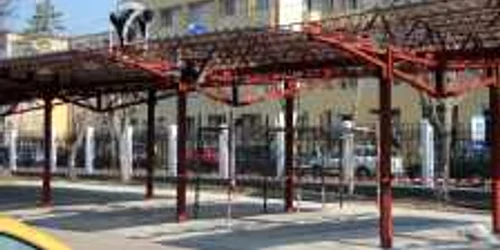 Ambulanțele nu încap în garaj