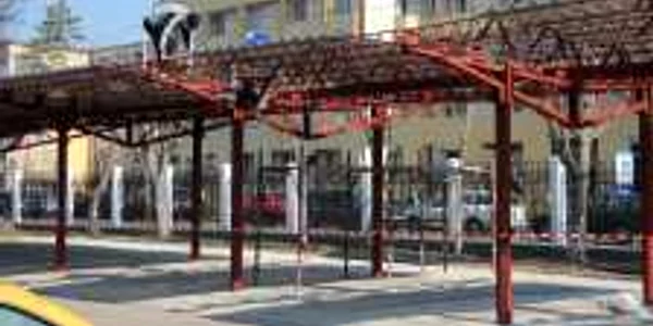 Ambulanțele nu încap în garaj