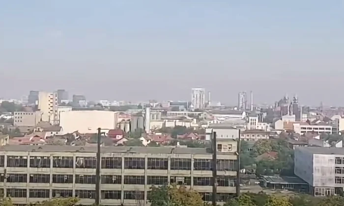 nor de fum deasupra timisoarei foto express de banat png