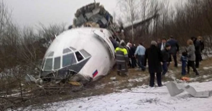 O aeronavă a aterizat de urgenţă în Rusia: cel puţin doi morţi şi 56 de răniţi 
