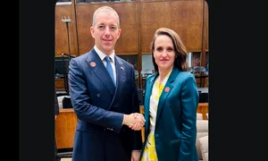 oana toiu si omologul sarb FOTO X Oana Toiu png