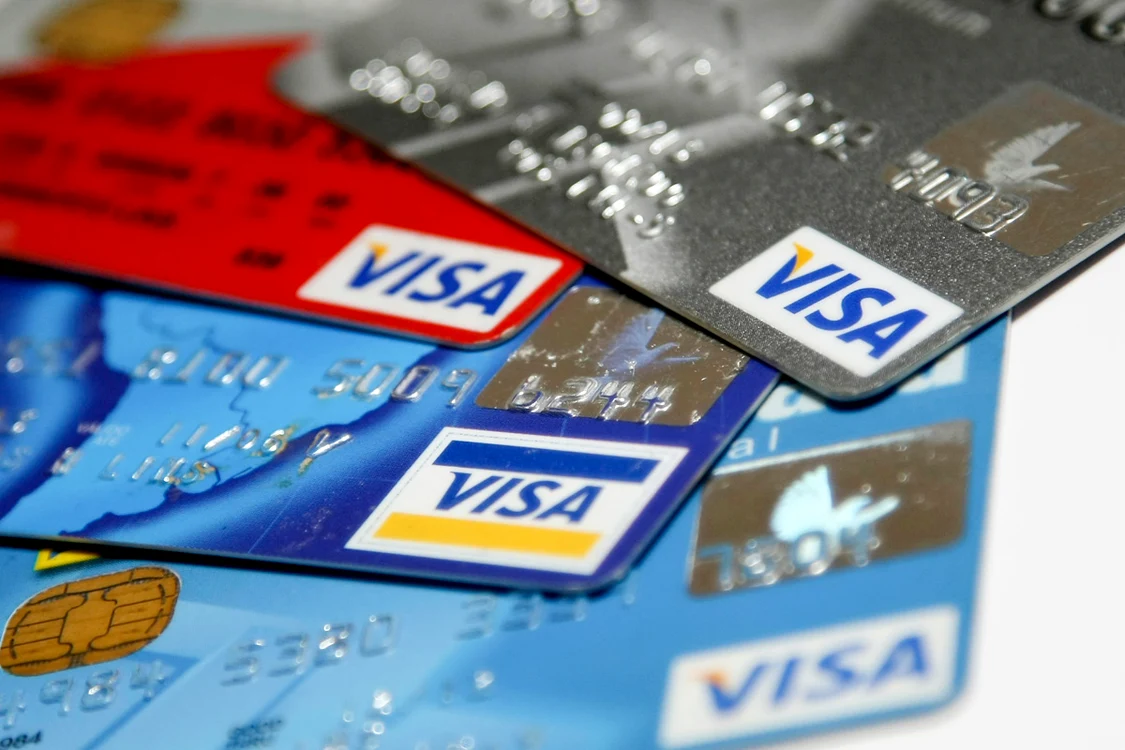 
    Dacă ai plătit cu cardul suma de 320 de lei, în 5 august, ai șanse să câștigi la Loteria Fiscală  