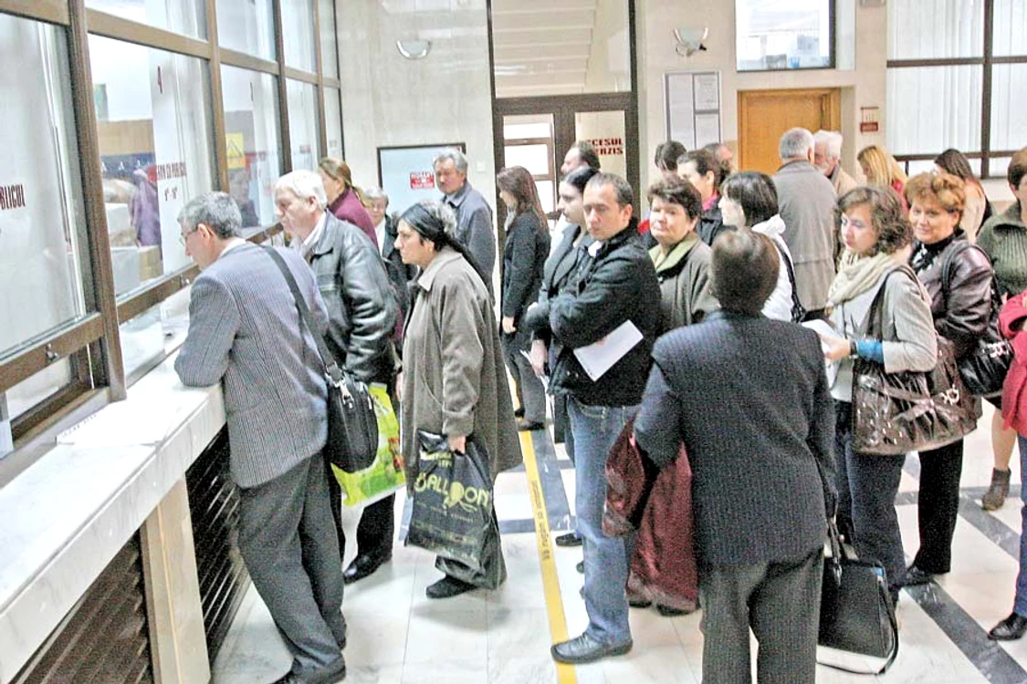 
    Cei care vor plăti impozitul  până la 31 martie vor  avea o reducere de 10 %  