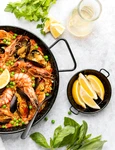 paella pui fructe de mare shutterstock 2001500150 jpg