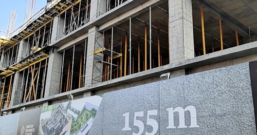 Cum se ridică cea mai înaltă clădire de birouri din România