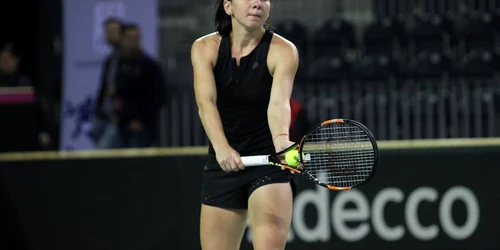 Simona Halep Sala Polivalenta Cluj antrenament si autografe