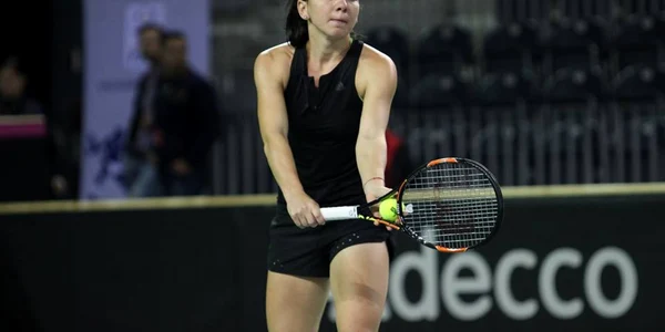 Simona Halep Sala Polivalenta Cluj antrenament si autografe
