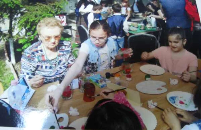 maria gheorghe pictorita la 88 de ani Galati 3