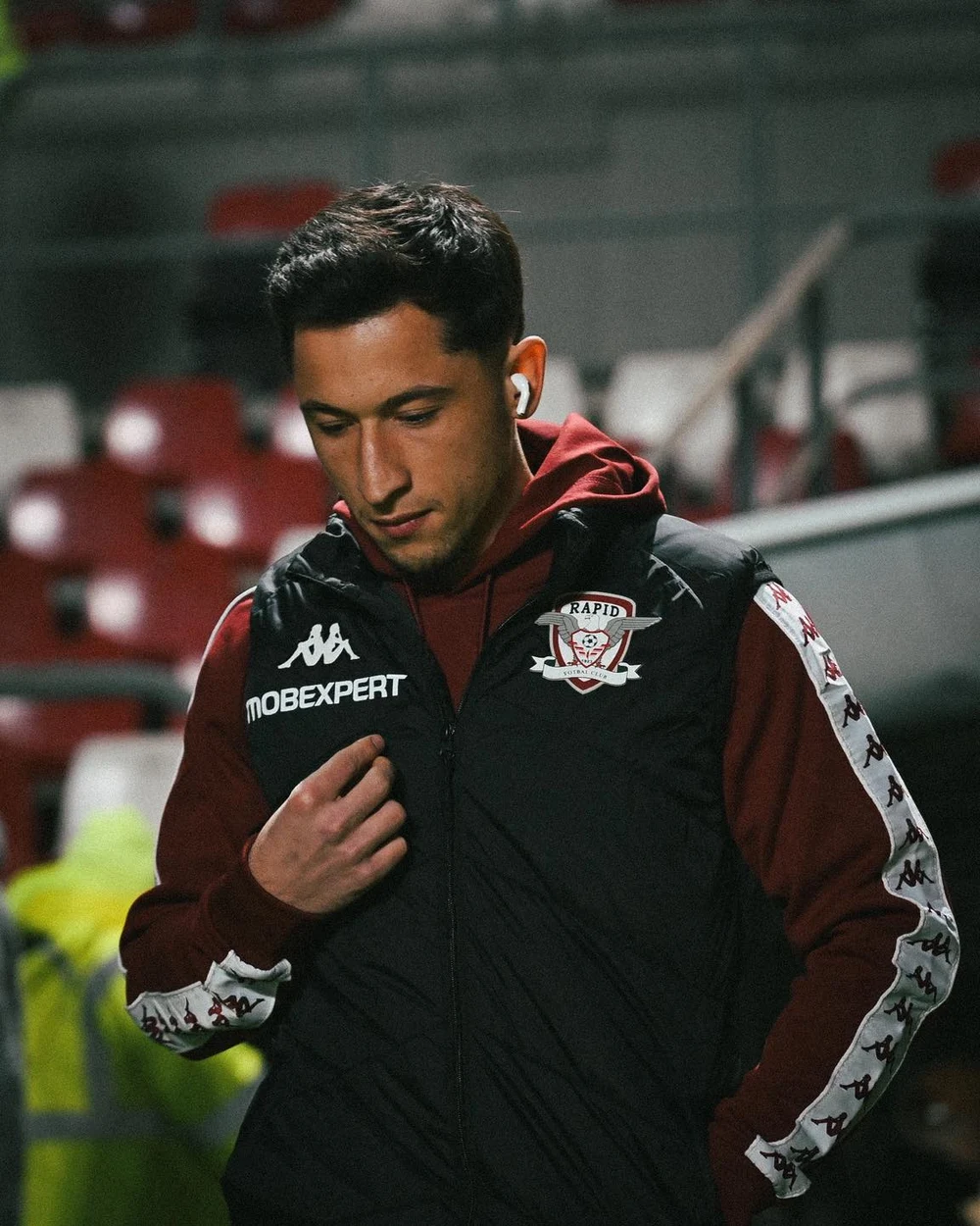 Rapid menține presiunea asupra Craiovei. Giuleștenii au răsturnat tabela la Arad