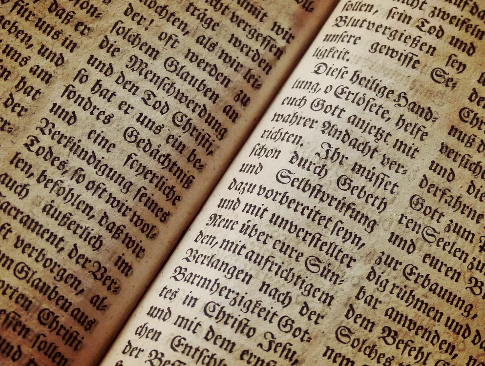 Secretul din Biblie a fost descoperit în biblioteca de la Vatican / foto: pixabay