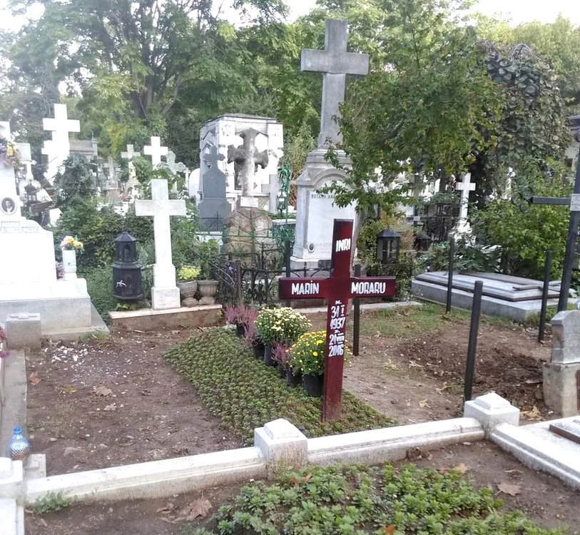 Sebastian Papaiani va fi înmormântat lângă Marin Moraru foto: Click!