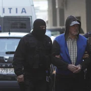 Criminal Gheorghe Dinca politisti FOTO INQUAM Photos Octav Ganea jpg