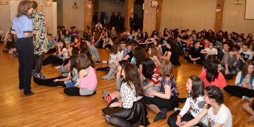 elevi discoteca