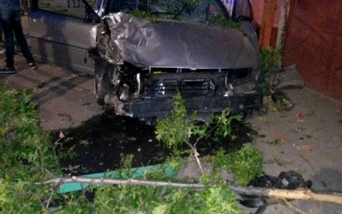 Accidentul la care au intervenit cei doi pompieri
